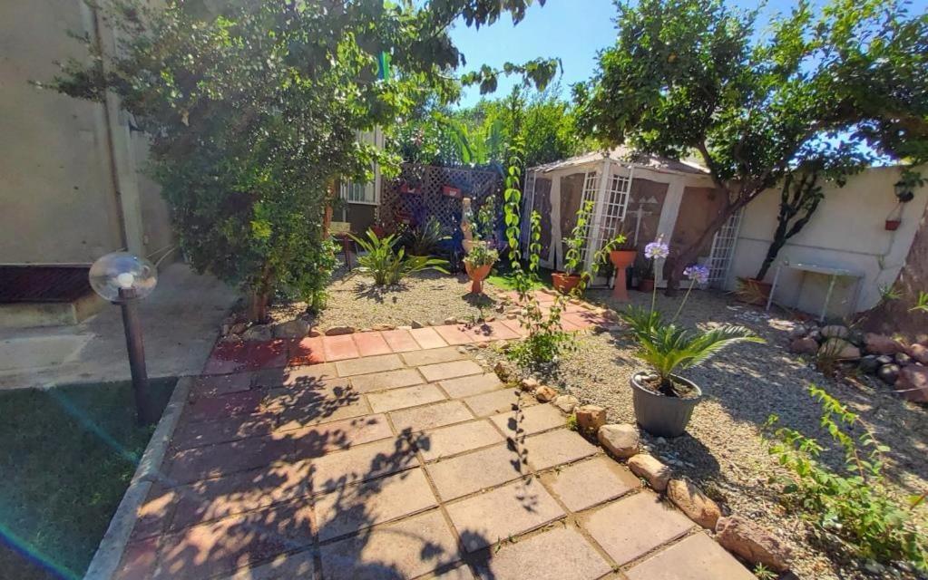 דירות Quartu SantʼElena Ambos Mundos מראה חיצוני תמונה